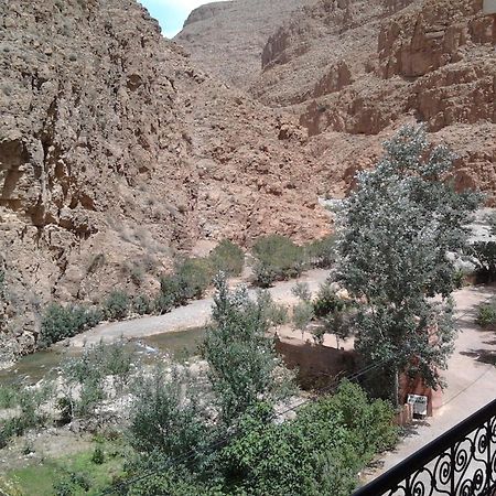 Hotel Restaurant La Gazelle De Dades Akhendachou n'Ait Ouffi Dış mekan fotoğraf
