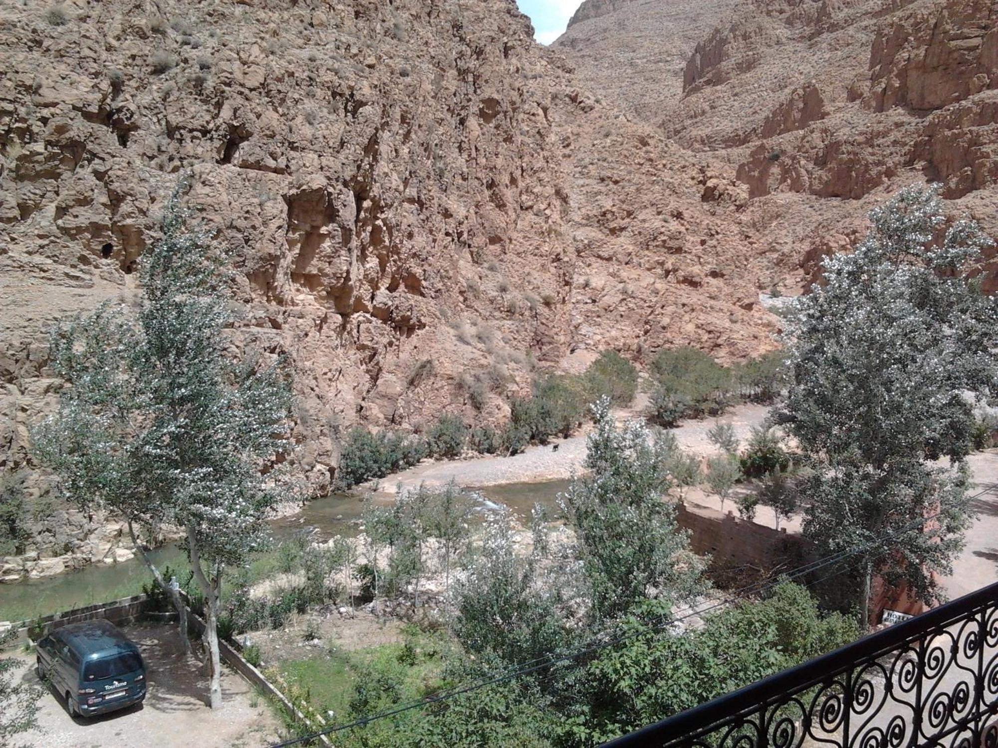 Hotel Restaurant La Gazelle De Dades Akhendachou n'Ait Ouffi Dış mekan fotoğraf